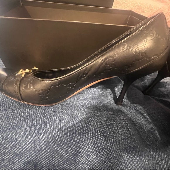 GUCCI BLACK MONOGRAM PUMP SHOES 7 - Picture 4 of 7